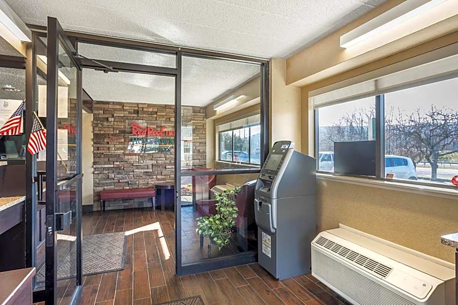 HomeTowne Studios Danville, PA