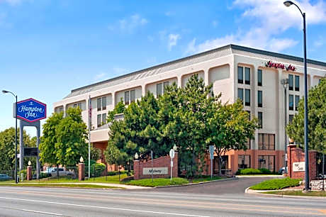Hampton Inn By Hilton Chicago-Midway Airport