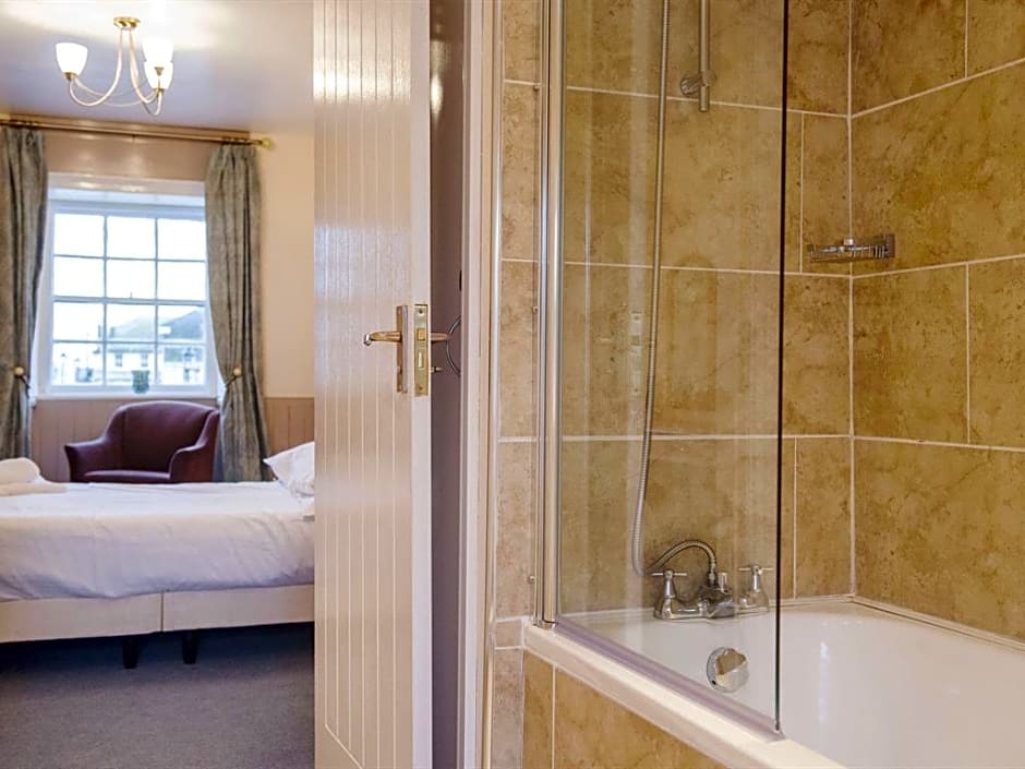 The Wellington Hotel