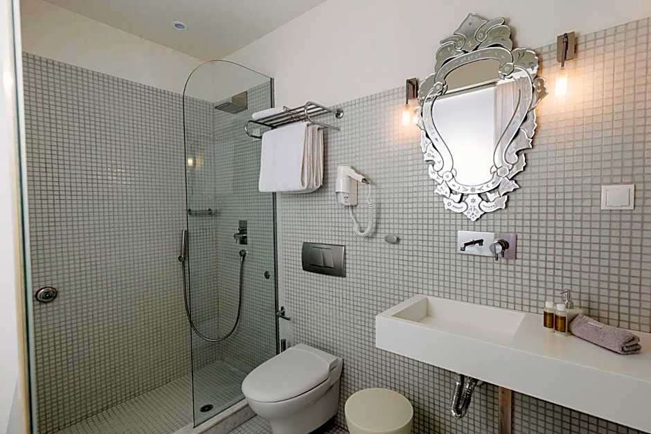 5 Hermoupolis Concept Sites