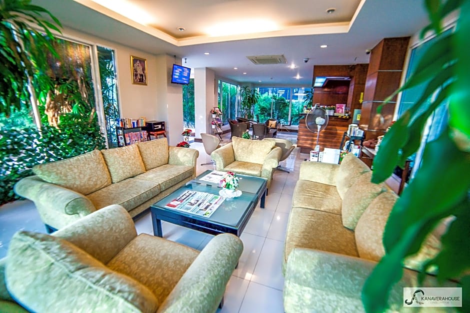 Kanavera Sriracha Hotel & Serviced Apartment