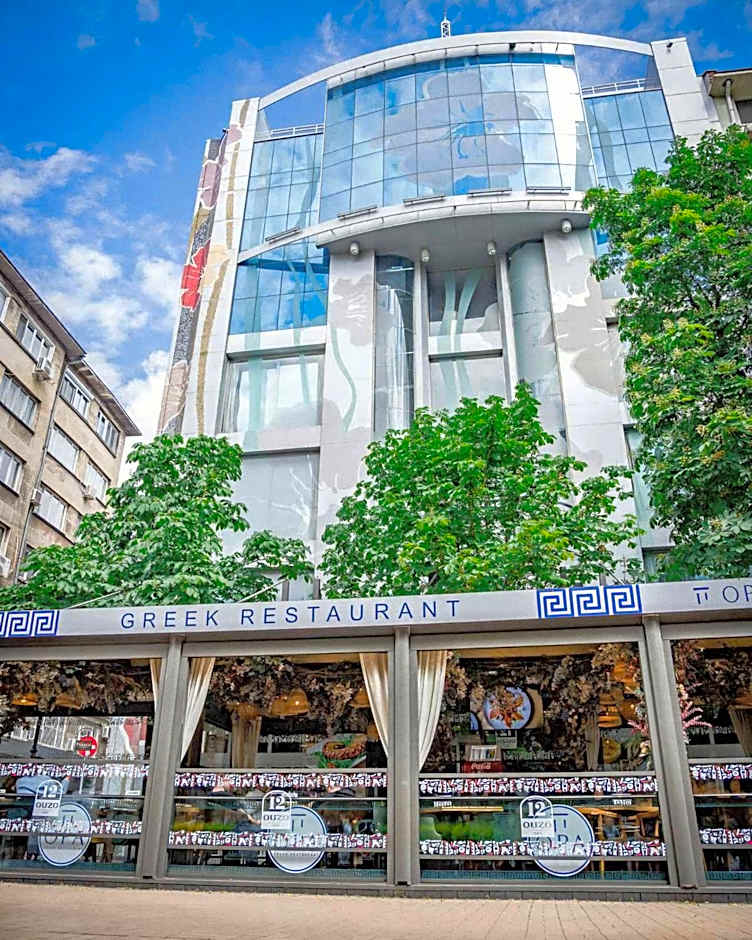Les Fleurs Boutique Hotel