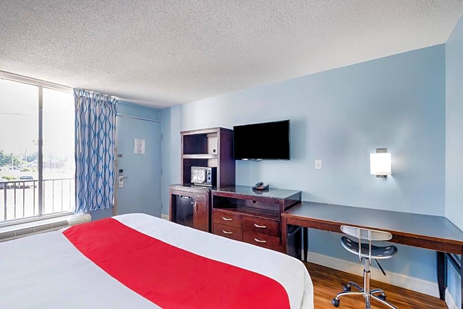 OYO Hotel Cleveland, TN