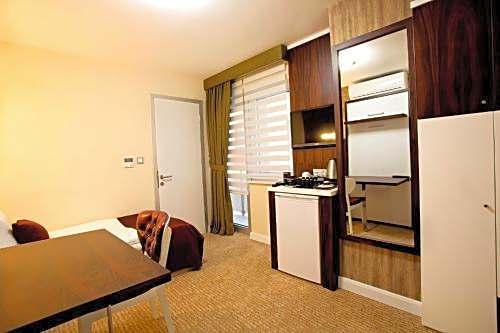 End Glory Hotel