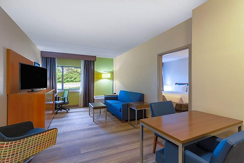 Holiday Inn Express Hotel & Suites Philadelphia - King of Prussia by IHG