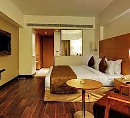 Platinum Hotel