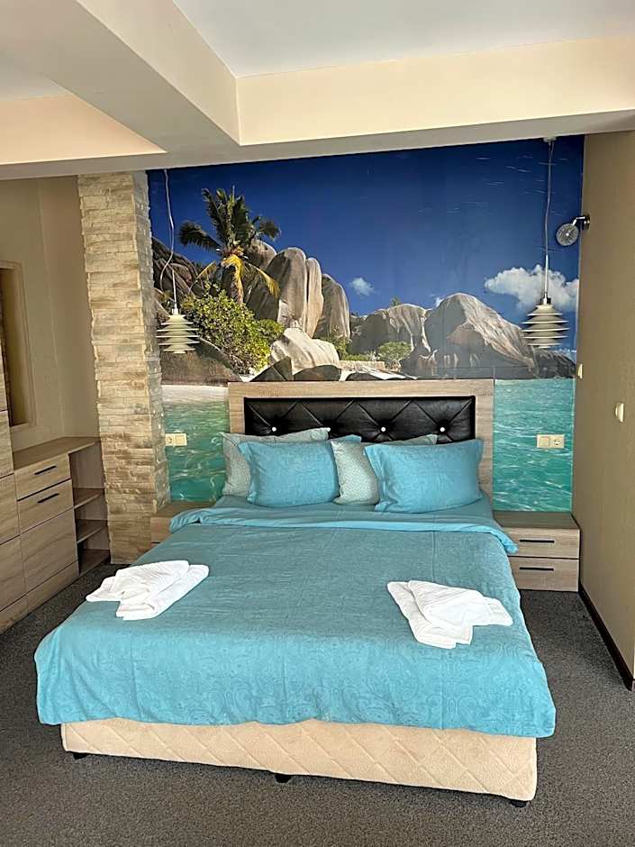 Hotel Lazur