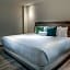 ROOM Hotel & Suites