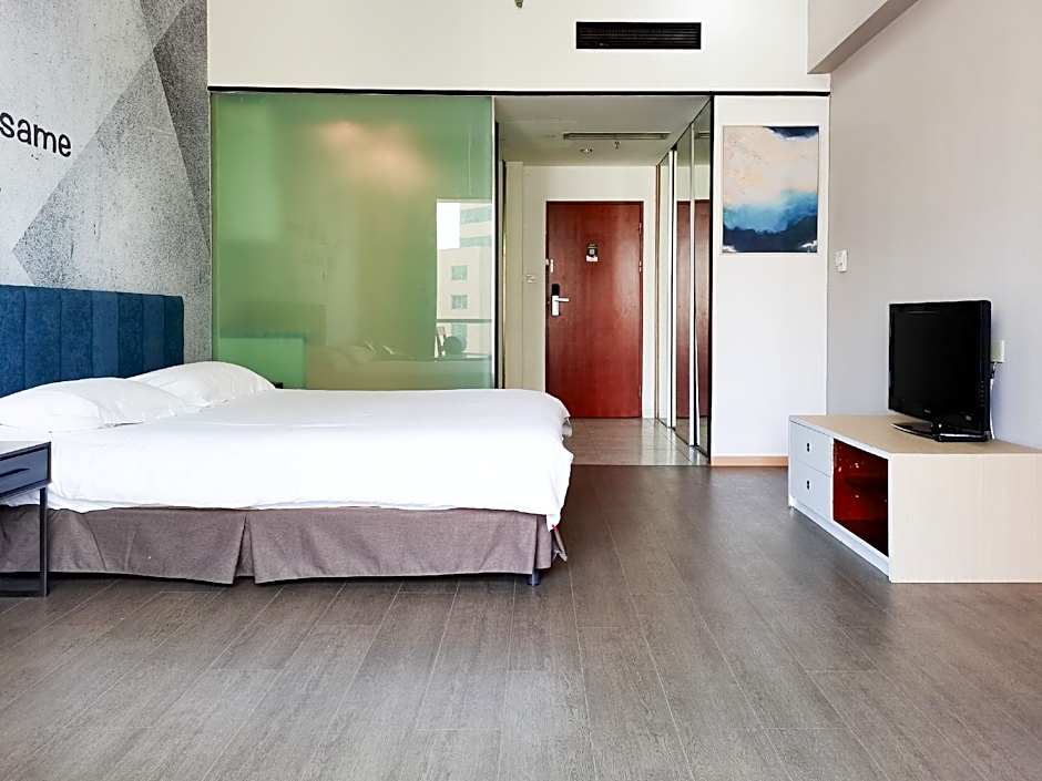 3rd Space Holiday Apartment  ( Wusi Square Store)