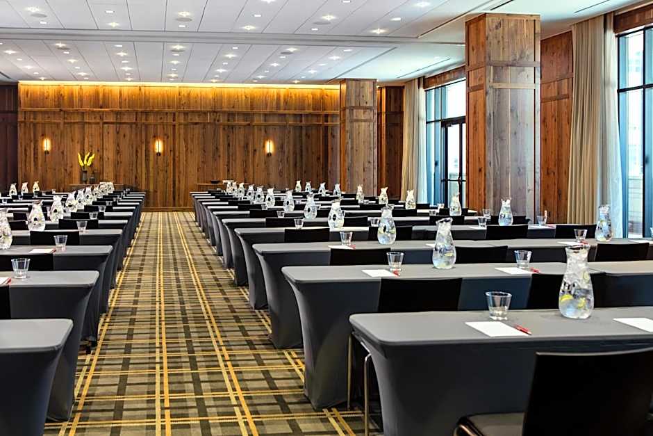 Limelight Hotel Denver