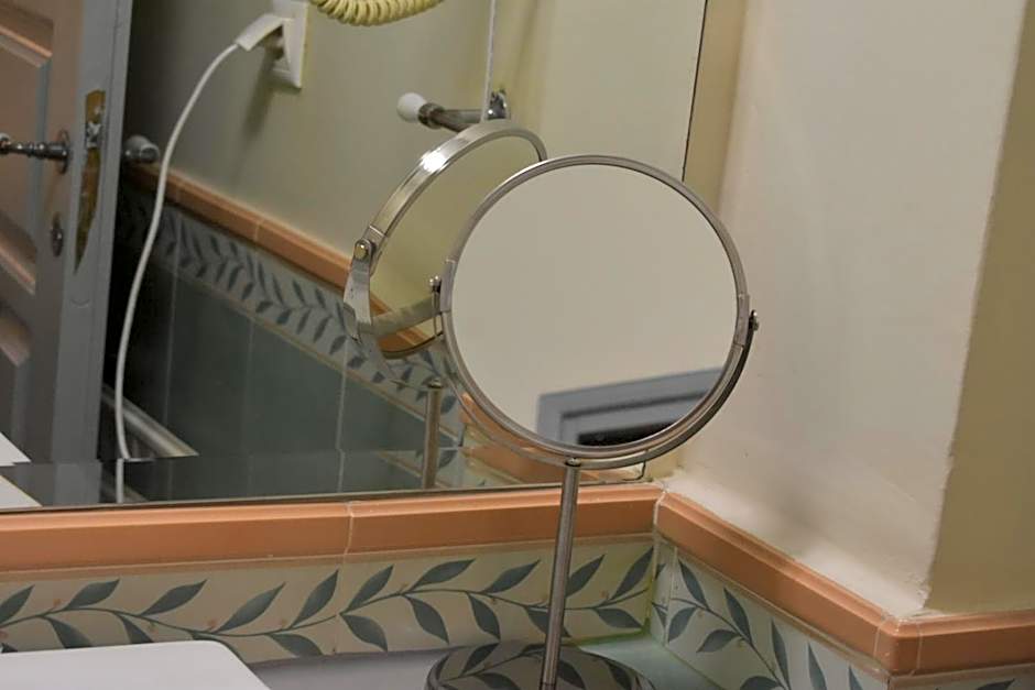 Kyriaki Guesthouse & Suites