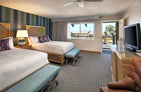 Standard Two Queen Room with Two Queen Beds and Patio or Balcony