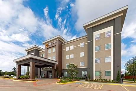 La Quinta Inn & Suites by Wyndham Mcalester