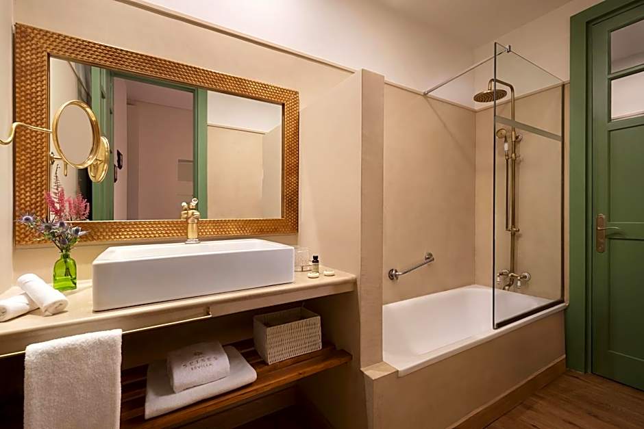 Los Seises Sevilla, a Tribute Portfolio Hotel