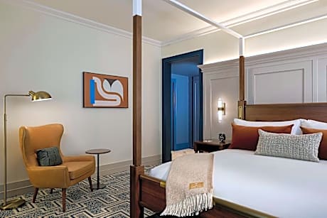 1 Bedroom Suite, 1 King