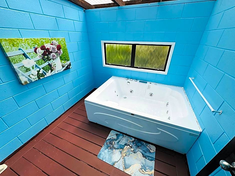 Apex On Fenton Motel