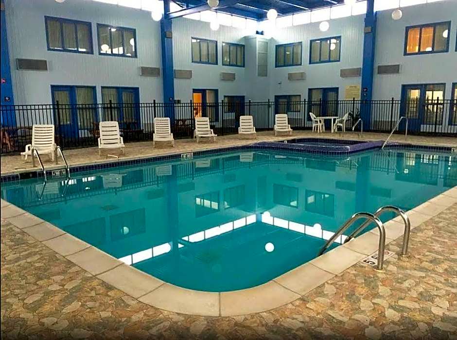 A Victory Hotel & Suites