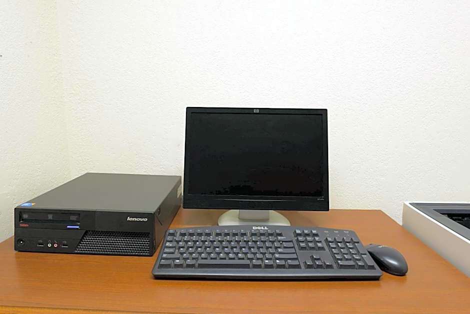 Super 8 by Wyndham Greenfield