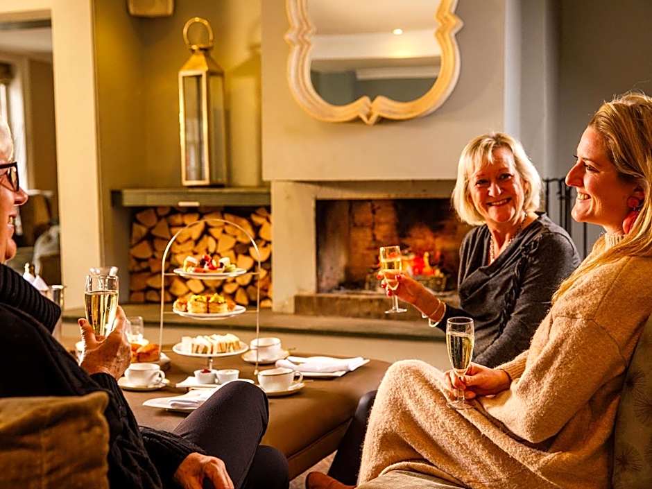 Sunday Box Hill Burford Bridge Hotel