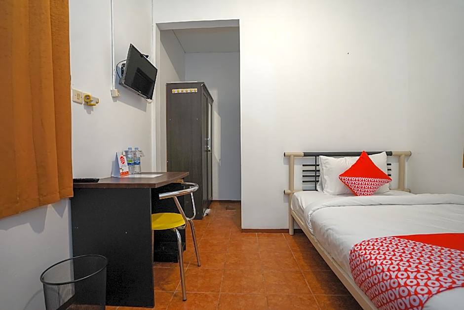 OYO 1844 Bravo Residence