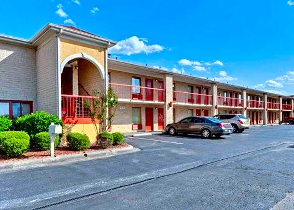 Quality Inn & Suites Monroe