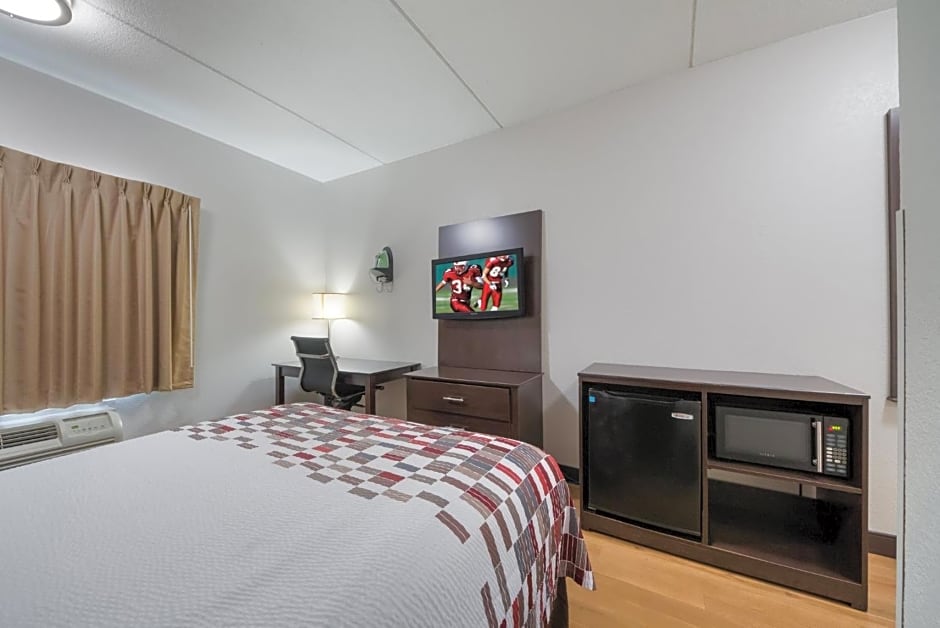 Red Roof Inn San Antonio - Seaworld Northwest