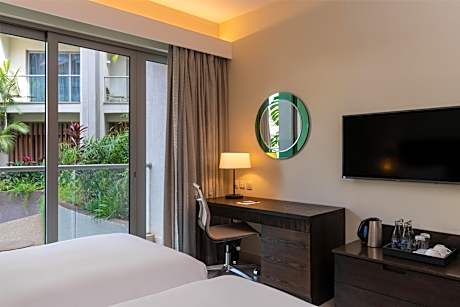 Superior Room - Pool View