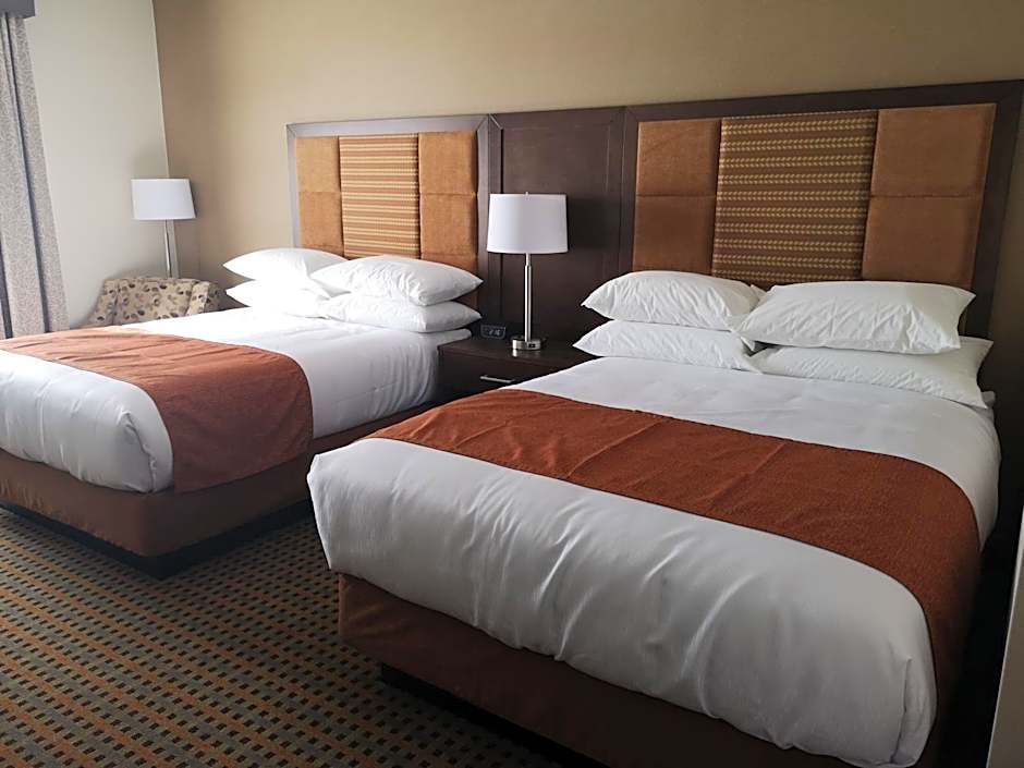 Best Western Plus Hinton Inn & Suites