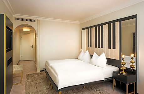 elaya hotel vienna city center, Trademark by Wyndham