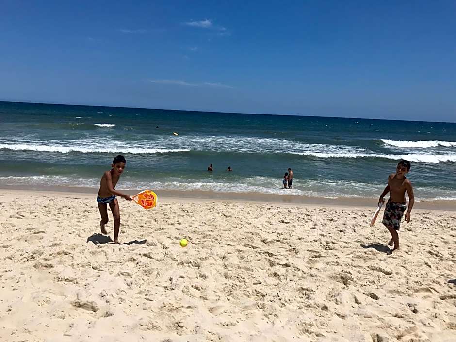 Apartamento aconchegante vista mar e piscina em cond de Arraial do Cabo