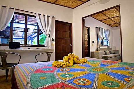 Villa with Garden View