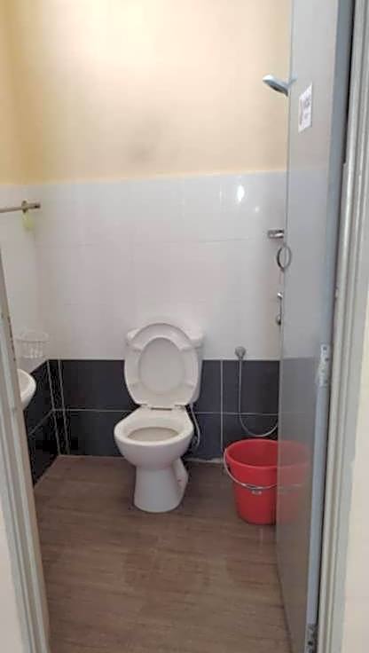 Happy Raub Guest House