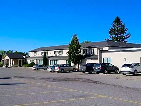 Forest Golf Club and Inn