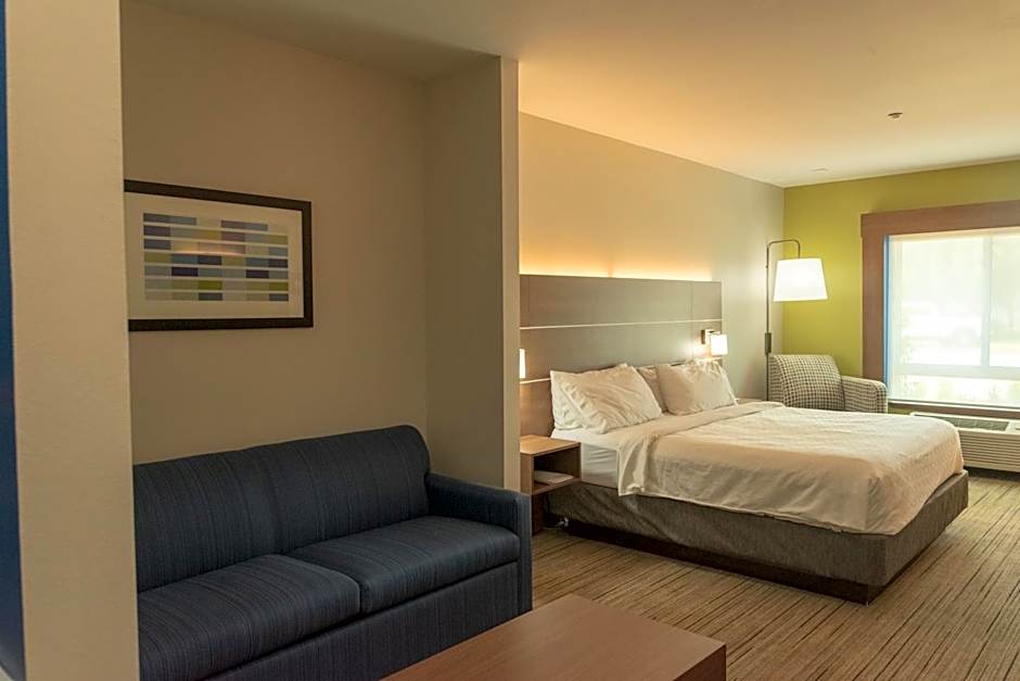 Holiday Inn Express Hotel and Suites Natchitoches By IHG