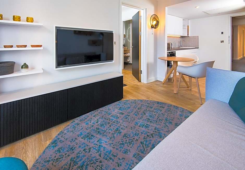 StayBridge Suites Cardiff By IHG