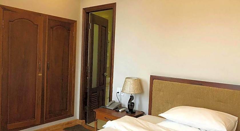 Dreams Hotel