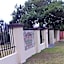 Kwa-Dlamathe Guesthouse