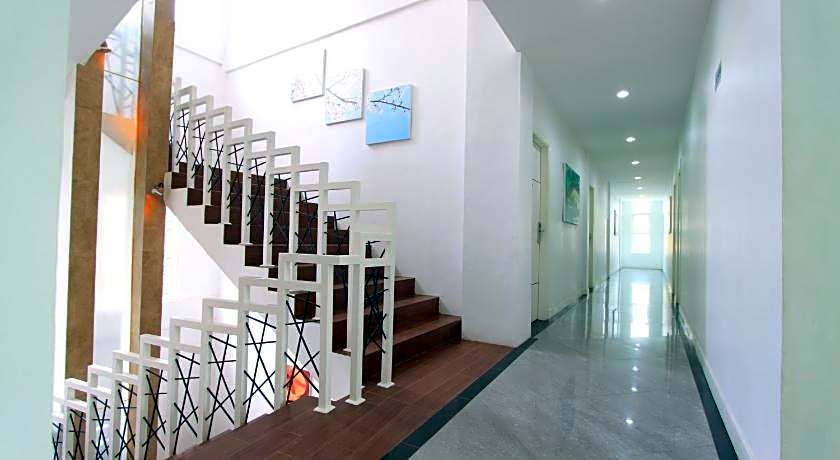 Evan Hotel (Non-Smoking)