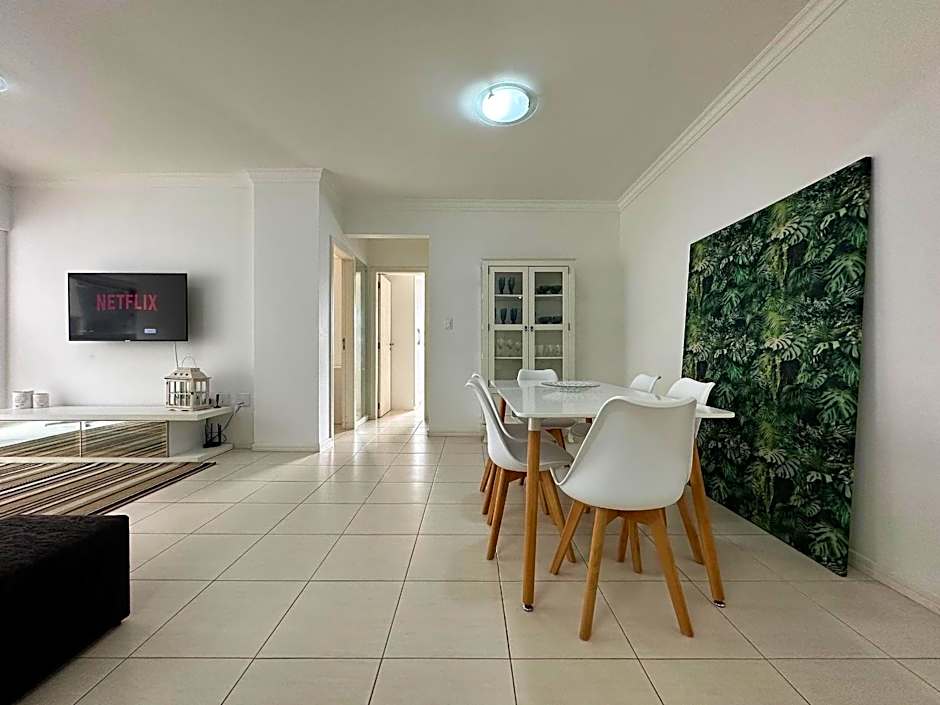 BC01- Suíte+1 | Centro | Churrasqueira | Garagem