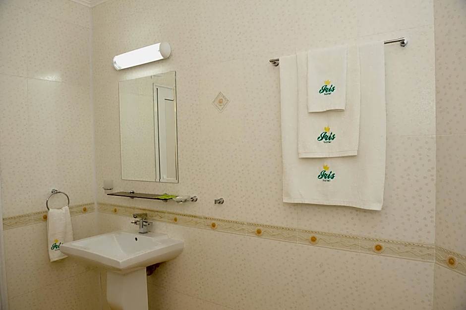 Hotel Iris