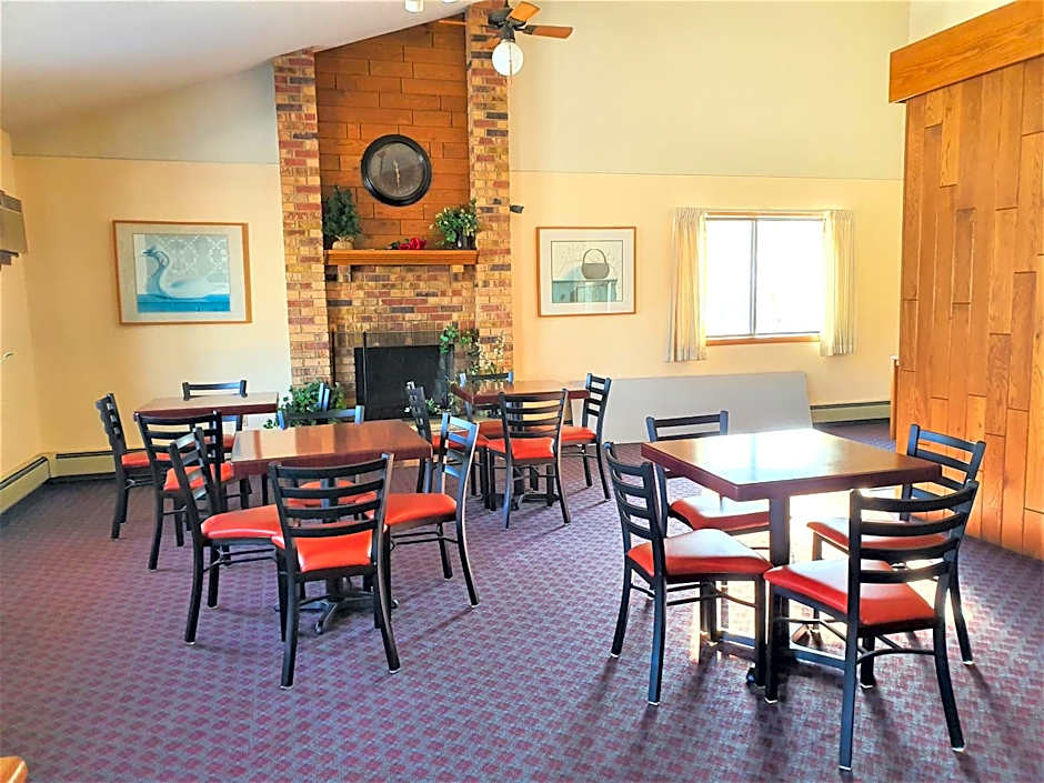 AmeriVu Inn & Suites-Avon