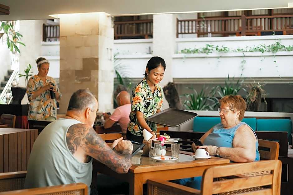 Fourteen Roses Beach Hotel