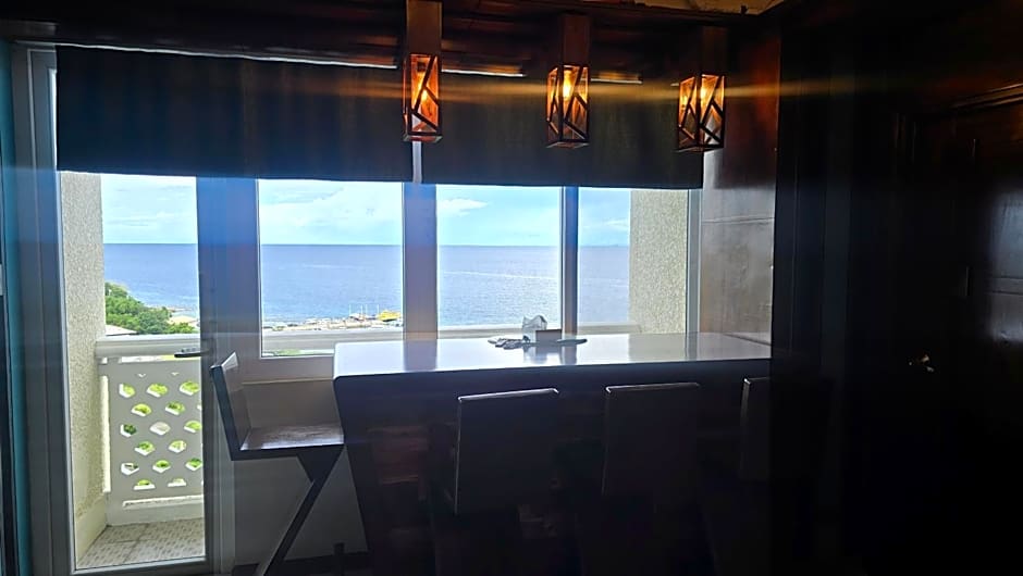 La Mirada Residences