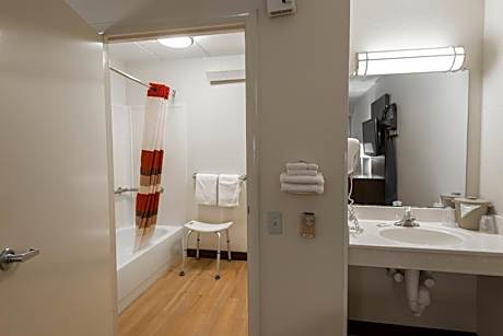 Deluxe Room with Two Double Beds Disability Access Smoke Free