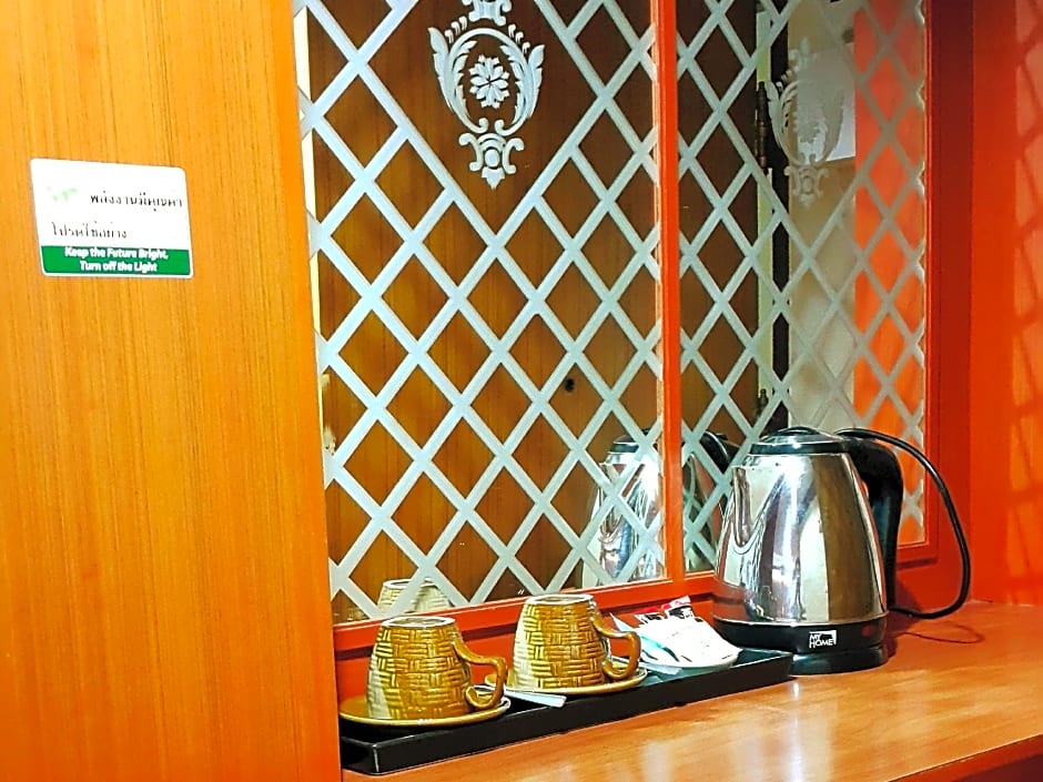 Poonsook Phitsanulok Hotel