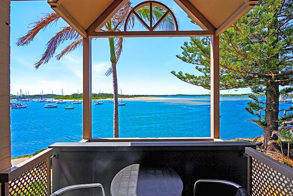 Comfort Resort Waters Edge