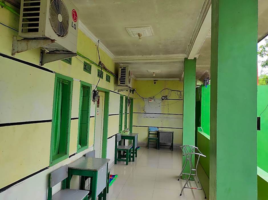 OYO 90333 Wisma Tenang Jaya Syariah