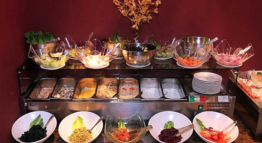 Al Hamra Hotel