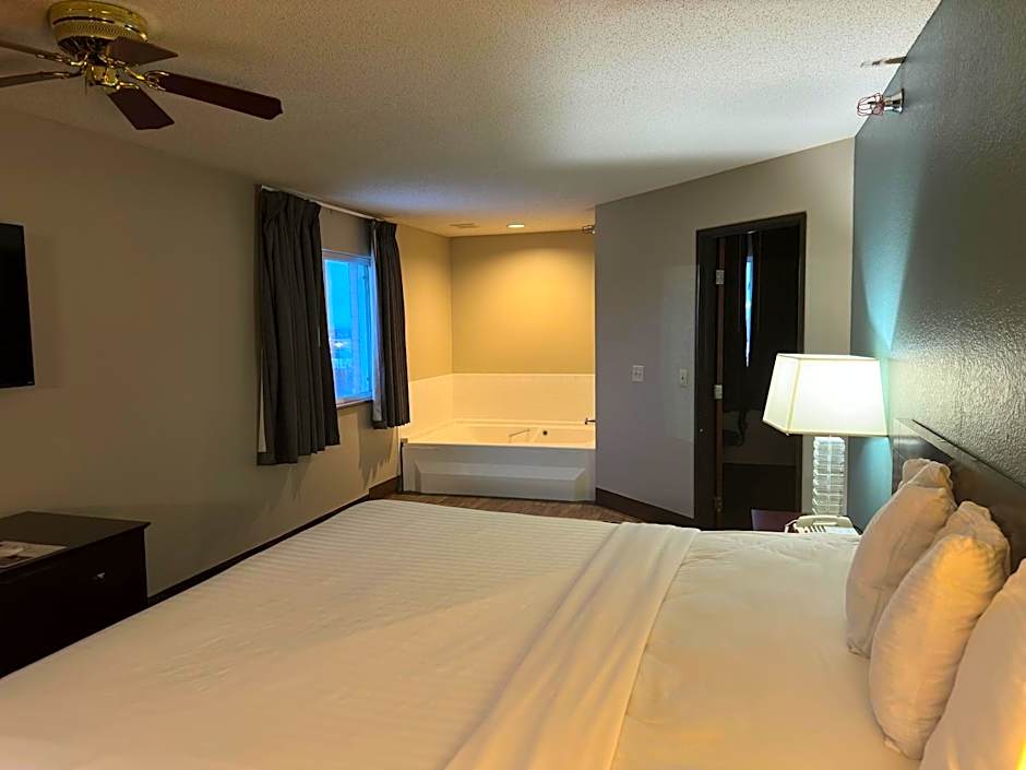 Baymont Inn & Suites by Wyndham Lincoln NE