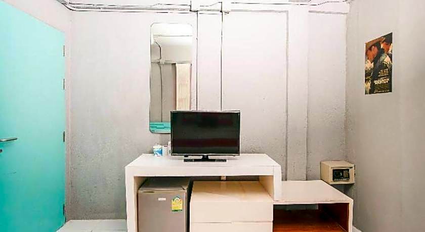 OYO 292 The Oddy Hip Hotel